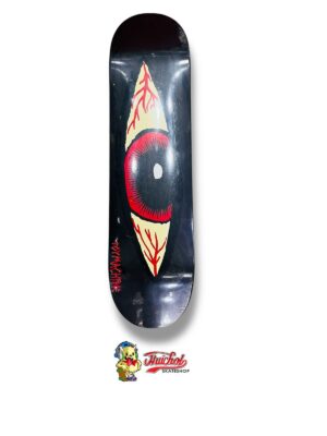 TABLA TOY MACHINE OJO ROJO