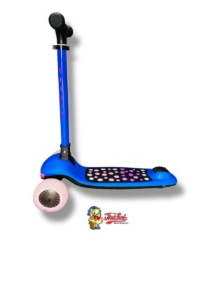 SCOOTER AJUSTABLE CON LUZ Y SONIDO MUSICAL PARA NIÑOS